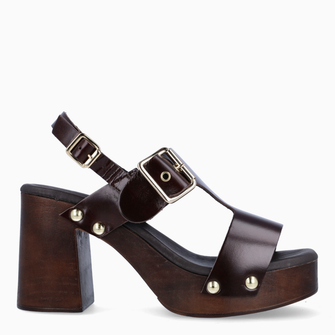 Sandalias de la marca Itse, modelo AZUCENNA. Elaboradas en piel color marrón con hebilla grande en pala. Interior en piel marrón. Cierre de sandalias Itse con hebilla en tobillo y suela con tacón de 9cm de altura. Estas sandalias Itse AZUCENNA son ideales para ti!