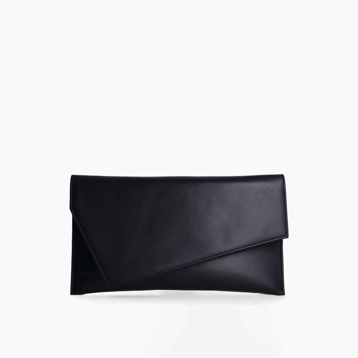 Bolso para eventos de la marca Munné, modelo VEGA. Bolso tipo cartera en piel vegana color negro. Cierre del bolso con doble botón inmantado y asa de cadena. Medidas del bolso: alto 14cm y ancho 25cm, perfectas para llevar de mano y colgado cuando lo necesites. Este bolso de fiesta Munné VEGA es un clásico reinventado que te acompañará en tus eventos más especiales a juego con tus zapatos.