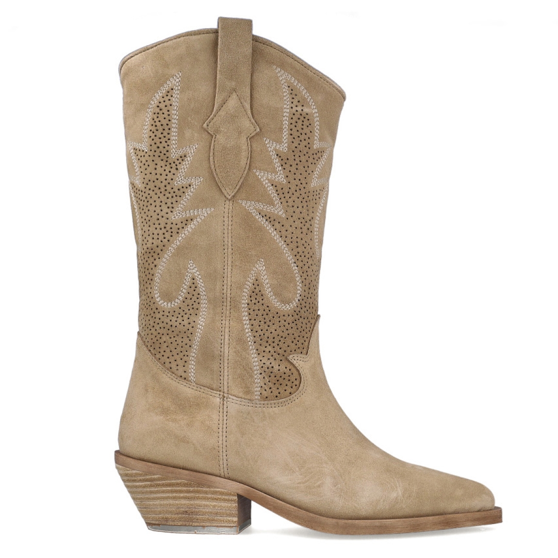 Botas camperas de la marca Alpe, modelo HADID. Exterior en ante color camel con punta lápiz. Interior en piel color camel. Botas Alpe con tacón de 4cm de altura. Estas botas Alpe HADID son un complemento con estilo y comodidad, perfecto para lucirlo con tus mejores looks!
