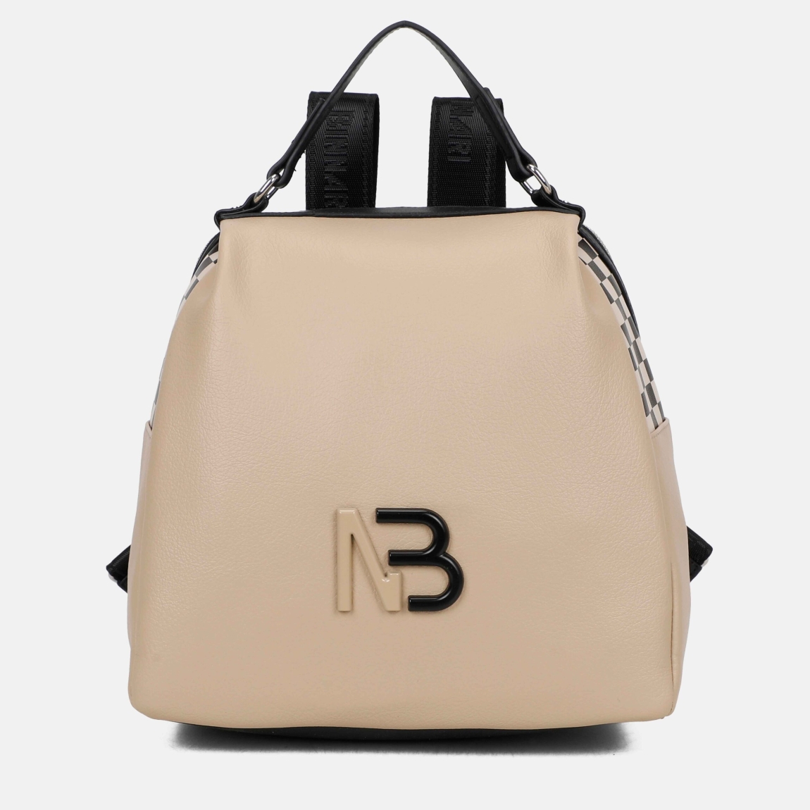 Mochila de la marca Binnari, modelo EBRO. Elaborado en piel color blanco con detalle en taupe. Es una mochila cómoda y versátil pues podrás llevarla tambien como bolso de mano. Tiene diversos bolsillos en su interior y exterior con cremalleras. Los detalles metálicos son de color nickel. Medidas: alto y ancho 26cm. Esta mochila Binnari EBRO es ideal para llevarla a todos lados!