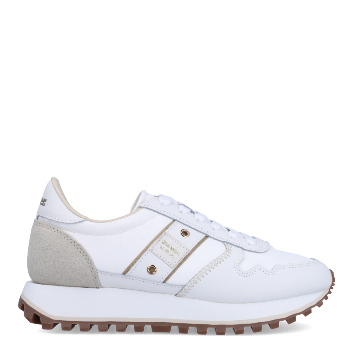 Deportivas de la marca Blauer, modelo MILLEN. Exterior de las deportivas en naylon color blanco. Interior de las deportivas en piel color blanco. Cierre de las deportivas con cordones color blanco. Deportivas con suela dentada de goma de 3cm de plataforma. Logo Blauer en el lateral exterior de la deportiva. Este modelo MILLEN de Blauer es ideal para tu comodidad del día a día!