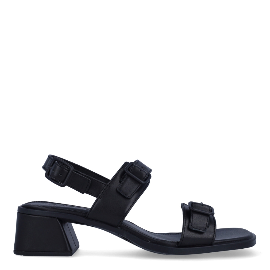 Sandalias de la marca Camper, modelo ZULE. Exterior en piel color negro y doble hebilla en pala. Interior en piel color negro. Cierre con hebillas, en pala y tobillo. Sandalias Camper con tacón de 4cm de altura. Estas sandalias Camper ZULE son unas clásicas, ideales para diferentes looks!