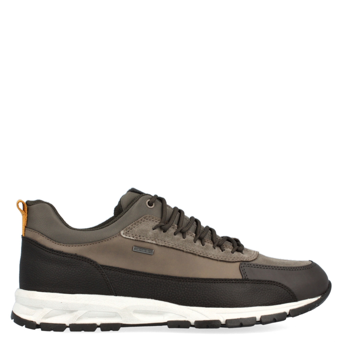 Marca de best sale zapatos geox