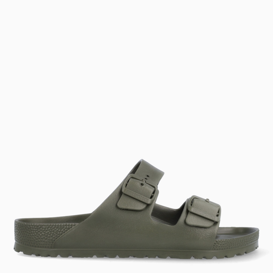 Sandalias de la marca Birkenstock, modelo ARIZONA EVA. Sandalias elaboradas en neopreno color verde de alta calidad. Cierre de las sandalias con doble hebilla en pala y empeine. Suela plana de goma. Estas sandalias Birkenstockl ARIZONA EVA son ligeras, resistentes al agua y te ofrece la mejor comodidad que necesitas para esta temporada.