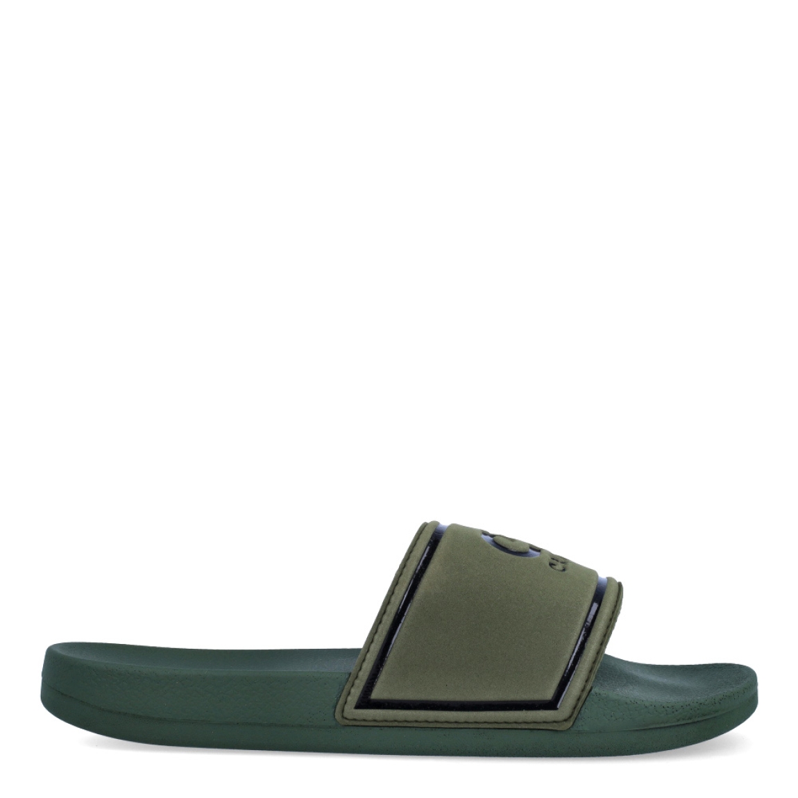 Chaclas clásicas de la marca Camper, modelo C60. Exterior en neopreno color verde con detalle de estampado de logo en noche sobre pala. Suela de goma plana. Estas chanclas Camper C60 son un complemento ideal para disfrutar de la comodidad al caminar.