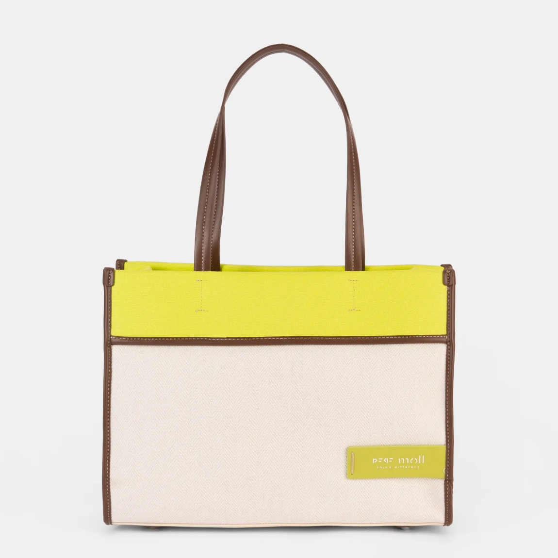 Bolso de la marca Pepe Moll, modelo LUCIA. Elaborado en textil color fluor, con detalle en marron y beig. Cierre con cremallera. Bolsillo exterior con cremallera, para tenerlo todo bien organizado. Medidas: 27cm alto y 37cm ancho. Bolso Pepe Moll LUCIA, pensado para acompañarte en tu día a día.