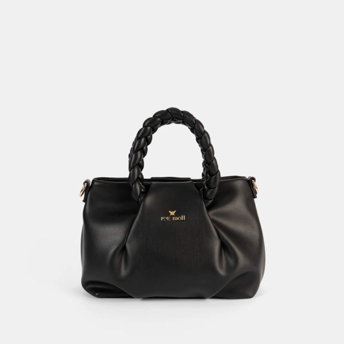 El bolso de mano de la marca Pepe Moll, modelo GIANE. Este bolso elaborado en polipiel color negro es la fusión perfecta entre elegancia y tendencia. Su diseño estructurado con asas trenzadas aporta un aire sofisticado y moderno, ideal para elevar cualquier look. Versátil y espacioso, es la elección perfecta para el día a día o para ocasiones especiales donde el estilo es imprescindible. Cierre con cremallera. Medidas: alto 17cm y ancho 22cm.