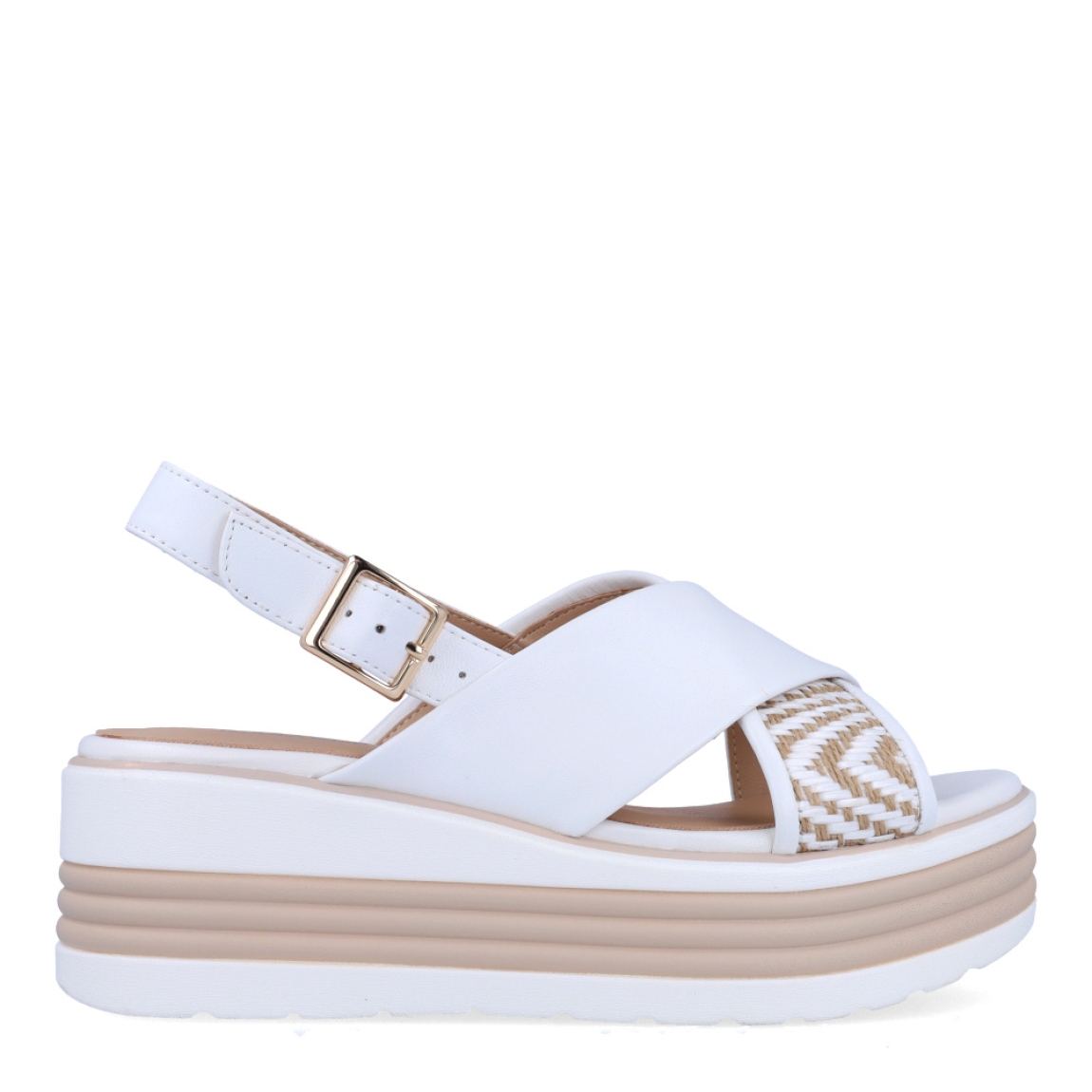 Sandalias de la marca Regarde Le Ciel, modelo SHEYLA. Exterior en piel color blanco, con pala cruzada y estampado. Interior en piel color nude. Cierre de sandalias Regarde Le Ciel con hebilla en tobillo y cuña de 6cm de altura. Estas sandalias Regarde Le Ciel SHEYLA es un complemento clásico de temporada, ideal para tu día a día!