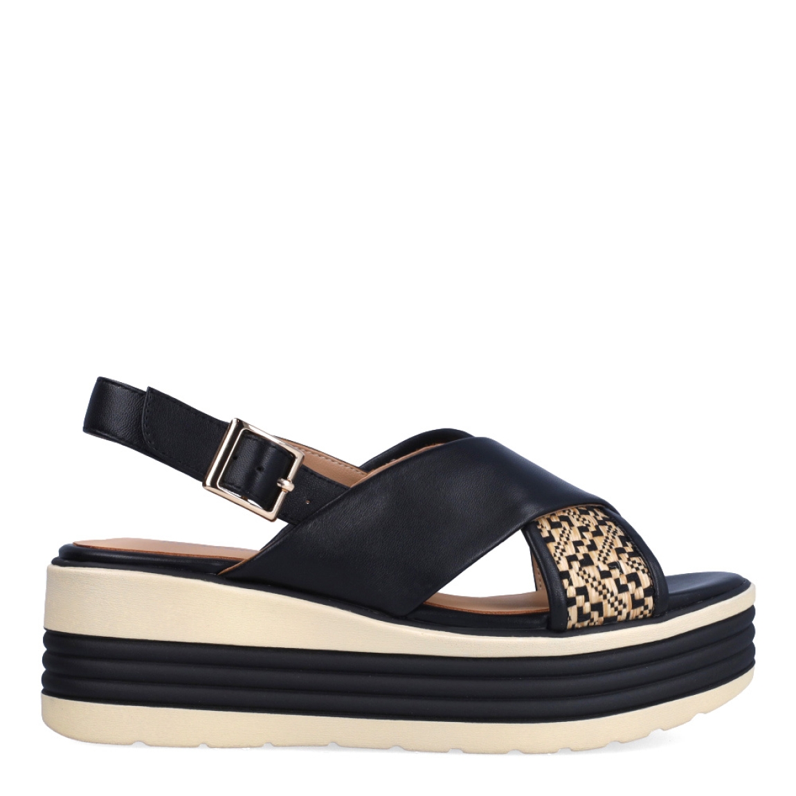 Sandalias de la marca Regarde Le Ciel, modelo SHEYLA. Exterior en piel color negro, con pala cruzada y estampado. Interior en piel color nude. Cierre de sandalias Regarde Le Ciel con hebilla en tobillo y cuña de 6cm de altura. Estas sandalias Regarde Le Ciel SHEYLA es un complemento clásico de temporada, ideal para tu día a día!