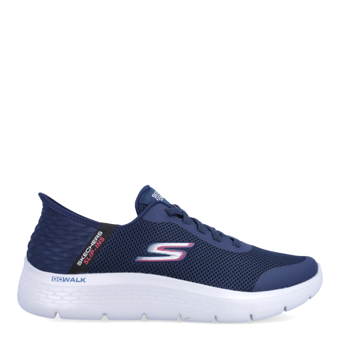 Deportivas de la marca Skechers, modelo GO WALK. Exterior en naylon con efecto rejilla color azul marino, con logo lateral de la marca. Interior en textil transpirable color verde oscuro con plantilla acolchada y extraíble para máxima comodidad. Cierre con cordones. Suela de goma con cuña de 3cm de altura. Estas deportivas Skechers GO WALK son ideales para tu día a día, unas clásicas excelentes en comodidad.