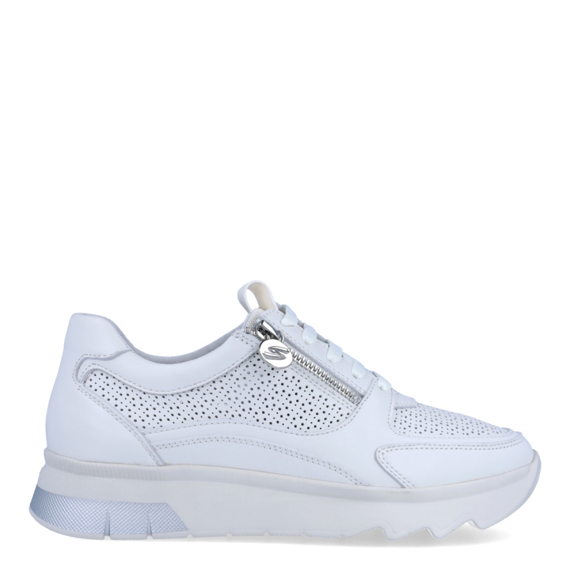 Deportivas de la marca Stonefly, modelo ELIOT. Deportivas elaboradas en piel color blanco con efecto troquelado y detalle de cierre. Cierre de las deportivas con cordones blancos. Deportivas Stonefly con cuña de 2cm de altura. Estas Stonefly ELIOT son un complemento que te ofrecerá la comodidad que necesitas a donde vayas esta temporada!