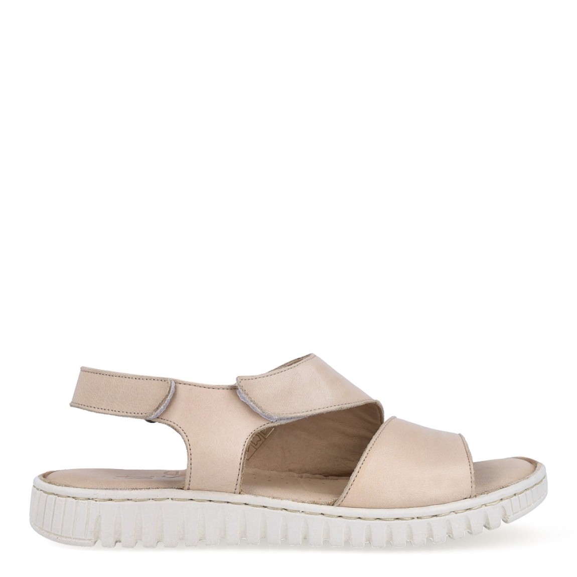 Sandalias de la marca Itse, modelo ELINA. Exterior en piel beige. Interior en piel color nude. Cierre de sandalias Itse con doble velcro en empeine y tobillo. Suela dentada con máxima flexibilidad. Planta de piel muy acolchada pensada para el máximo comfort.