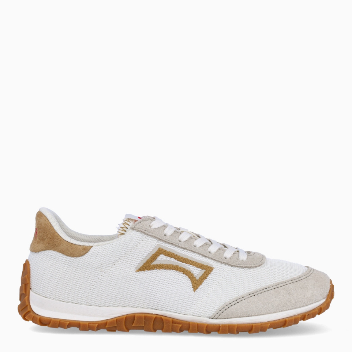 Deportivas de la marca Camper, modelo K86. Exterior en naylon color hielo con detalle en ante gris. Deportivas clásicas con cierre de cordones en pala colro blanco. Suela de goma dentada. Estas deportivas Camper K86 son unas clásicas, ideales para tu día a día!