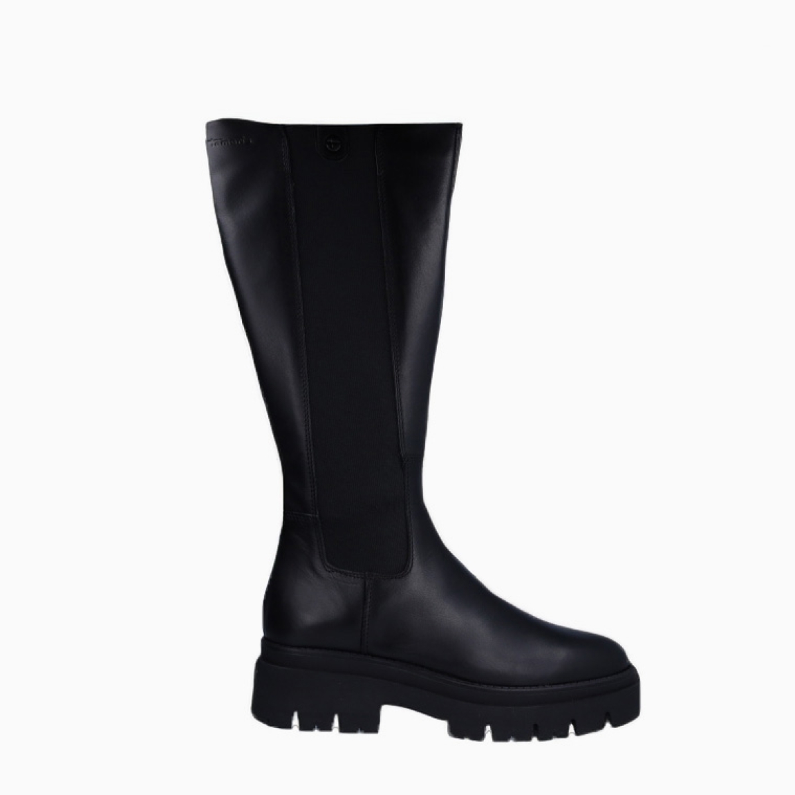 Botas de la marca Tamaris, modelo MAGGO. Exterior en piel color negro con punta redonda. Cierre de botas Tamaris con cremallera y suela dentada con cuña de 4cm de altura. Estas botas Tamaris MAGGO son unas clásicas, ideales para tu fondo de armario.