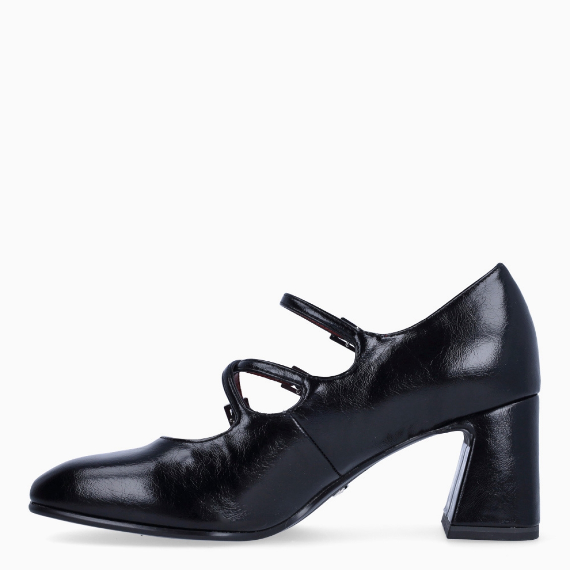 Merceditas de la marca Tamaris, modelo ELIOTT. Exterior en piel color negro con punta cuadrada. Interior en piel color rojo. Cierre con tres hebillas cruzadas en pala. Merceditas Tamaris con tacón de 6cm de altura. Estas merceditas Tamaris ELIOTT son ideales para esta temporada!