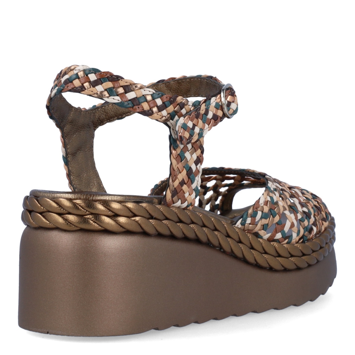 Sandalias de la marca Pons Quintana, modelo SELENE. Exterior en piel trenzada multicolor, prenominando el color oro. Cierre con hebilla en tobillo y cuña de 6cm de altura. Estas sandalias Pons Quintana SELENE son perfectas para esta temporada! tienen el estilo y comodidad que necesitas en tu día a día.