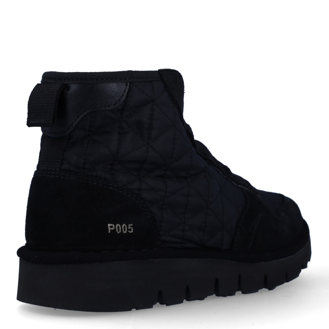 Botín de la marca Panchic, modelo ANKLE BOOT P05. Exterior del botín de nylon acolchado y ante de color negro. Interior del botín de piel de color negro y forro de pelo sintético. Cierre del botín con cordones elásticos que se adaptan al pie. Botín acolchado con 3cm de cuña, incluyendo 2 cm de plataforma. El botín Panchic ANKLE BOOT P05 tiene la comodidad que necesitas en tu día a día. Un must-have para esta temporada de otoño-invierno!