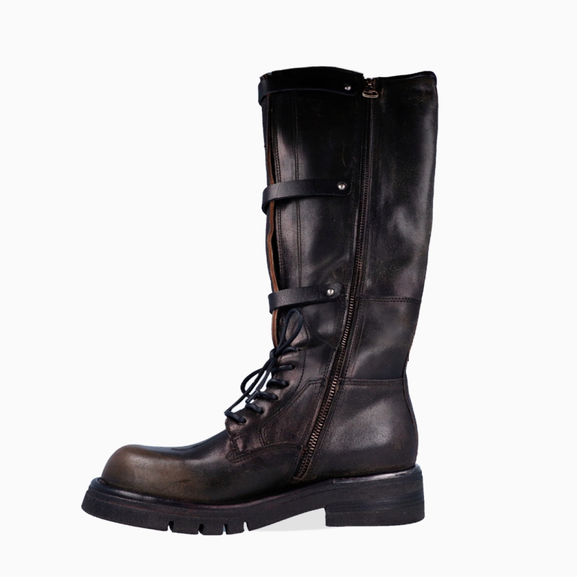 Botas de la marca A.S.98, modelo B8. Exterior en piel color negro con detalle de 3 hebillas y cordones en pala hasta arriba. Cierre con cremallera. Botas largas con cuña de 4cm de altura. Estas botas A.S.98 B8 están hechas para resaltar tus looks, con comodidad y estilo!