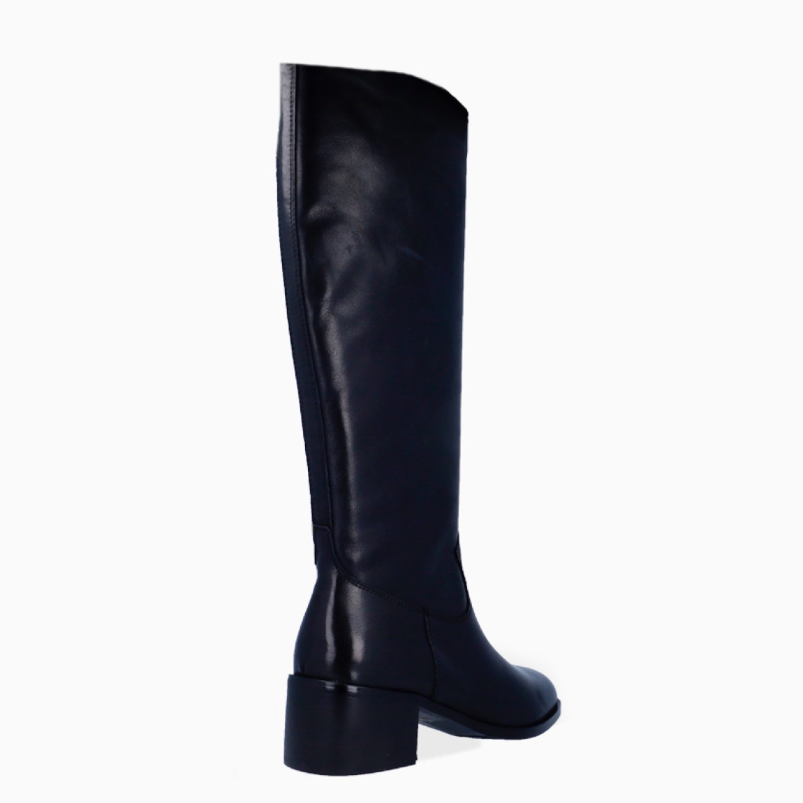 Botas de la marca Itse, modelo NORTH. Exterior elaboradas en piel color negro. Interior en piel color negro. Botas Itse con caña alta. Estas botas Itse NORTH son una tendencia esta temporada, marcarán un estilo único en tus looks!