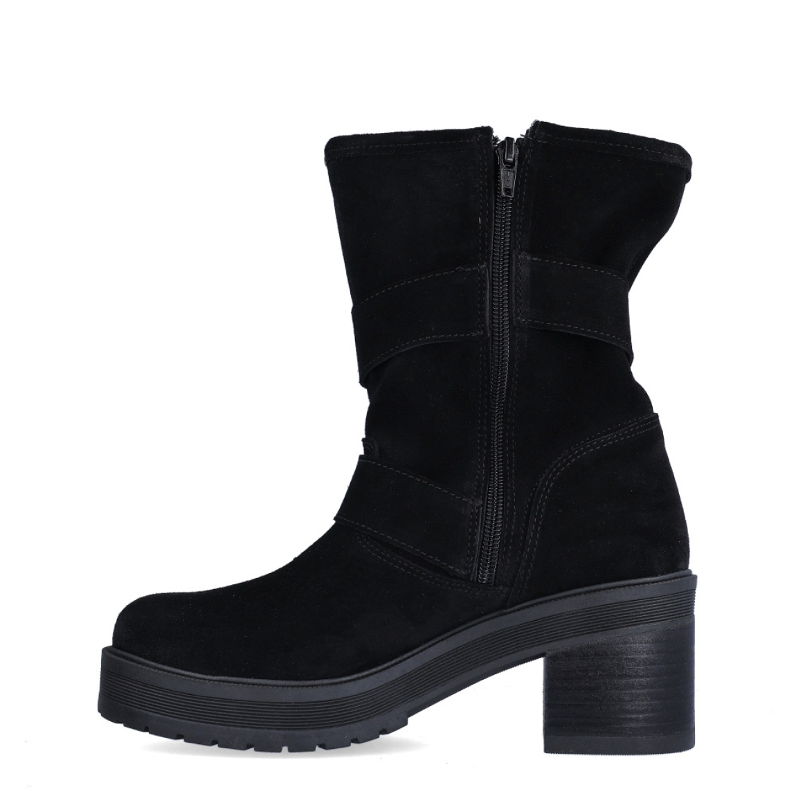 Botines de la marca Itse, modelo DALIA. Exterior en ante color negro con detalle de doble hebilla en lado externo. Interior en piel color negro. Cierre de botines Itse con cremallera y tacón de 5cm de altura. Estos botines Itse DALIA son un complemento ideal para tus looks de temporada!