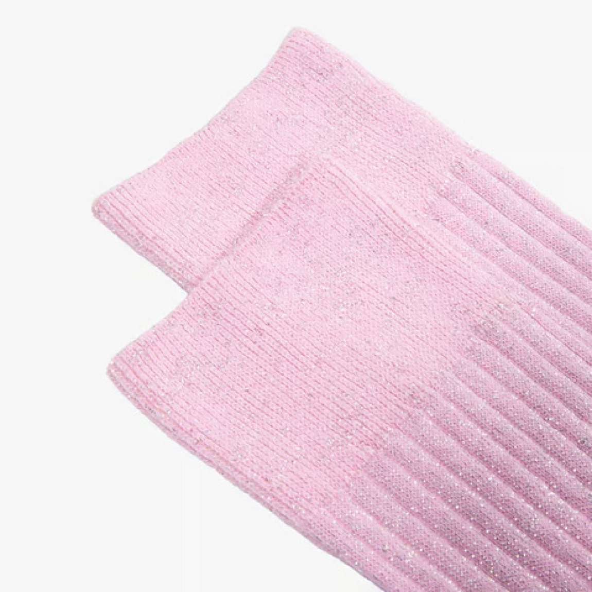 Calcetines a rayas de la marca Ant45, modelo CHERRY. Elaborado en microfibra color rosa con detalle en glitter. Calcetines ideales para esta temporada!