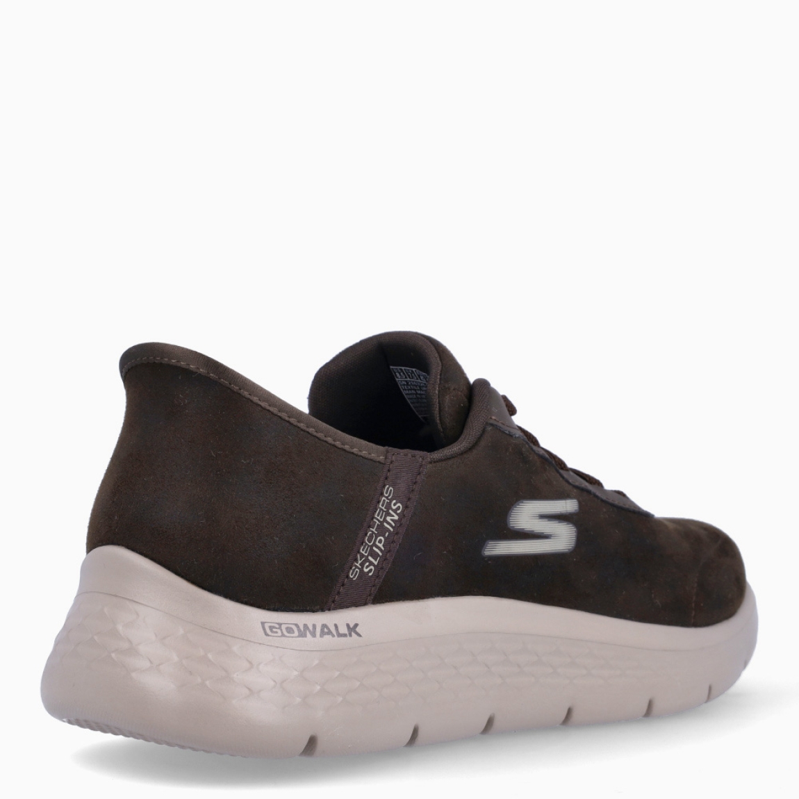 Deportivas de la marca Skechers, modelo D12. Exterior en polipiel color marino con logo lateral de la marca. Interior en textil con plantilla extraíble y acolchada para máxima comodidad. Cierre con cordones y suela de goma con 2cm de altura. Estas deportivas Skechers D12 son unas clásicas, ideales para ti!