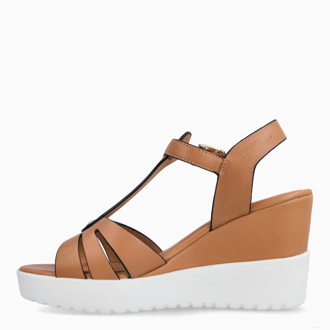 Sandalias de la marca Stonefly, modelo MARIN. Elaboradas en piel color cuero con detalle de tiras cruzadas en pala. Interior en piel color camel. Cierre con hebilla en tobillo. Suela con cuña de 8cm de altura. Estas sandalias Stonefly MARIN son un complemento ideal para ti!