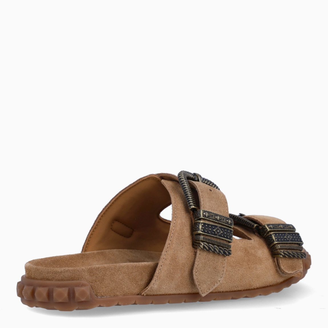 Sandalias de la marca ASH, modelo TWISTER. Elaboradas en ante color camel con doble tira en pala. Interior en ante color camel. Cierre de sandalias ASH con doble hebilla en pala y aplicaciones en dorado antiguo. Suela de goma plana. Estas sandalias ASH TWISTER son ideales para esta temporada, le darán un estilo y comodidad a tus looks del día a día!
