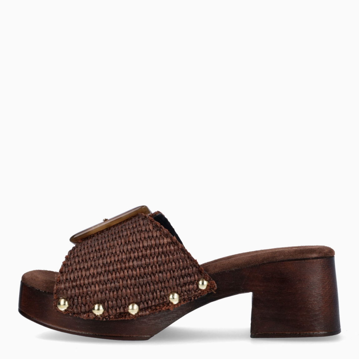 Sandalias de la marca Itse, modelo RIVAS. Elaboradas en rafia color marrón con detalle de hebilla grande en pala. Interior en piel de ante color marrón. Sandalias Itse con suela con tacón de 6cm de altura. Estas sandalias Itse RIVAS son ideales para ti!