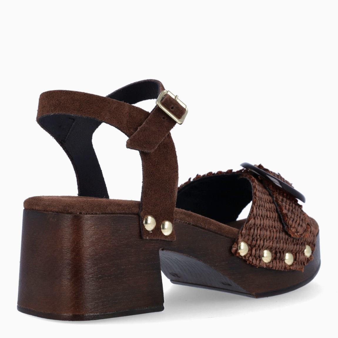 Sandalias de la marca Itse, modelo CALISTA. Elaboradas en rafia color marrón con detalle de hebilla en pala. Interior en ante color marrón. Cierre de sandalias Itse con hebilla en tobillo y suela con tacón de 5cm de altura. Estas sandalias Itse CALISTA son ideales para ti en estilo y comodidad.