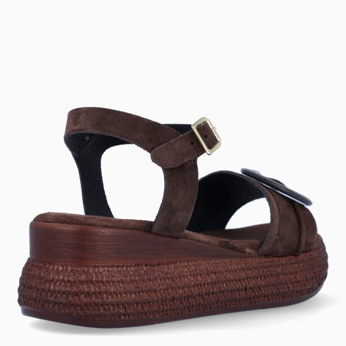 Sandalias de la marca Itse modelo VALERIA. Sandalias elaboradas en ante color marrón con hebilla en pala. Interior en ante color marrón. Sandalias Itse con cierre de hebilla en tobillo. Suela con 4cm de plataforma. Estas sandalias Itse VALERIA son ideales en comodidad y estilo!