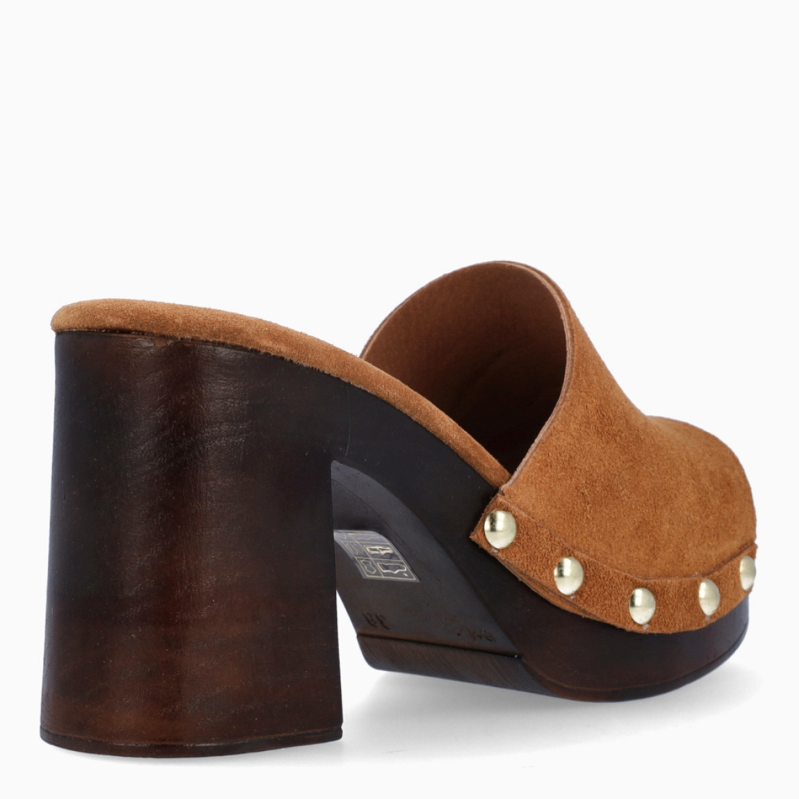 Sandalias de la marca Itse, modelo LUZMILA. Elaboradas en ante color cuero con tira grande en pala. Interior en ante color cuero. Cierre de sandalias Itse con hebilla en tobillo y suela con tacón de 8cm de altura. Estas sandalias chanclas Itse LUZMILA son ideales para ti!