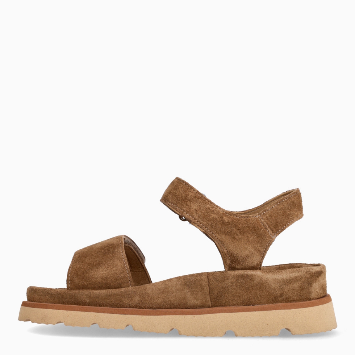 Sandalias de la marca Itse, modelo JIMENNA. Elaboradas en ante color camelcon tira en pala. Interior en ante color camel y cierre con doble velcro, en pala. Sandalias Itse con suela plana de goma. Estas sandalias Itse JIMENNA son un complemento ideal para ti!