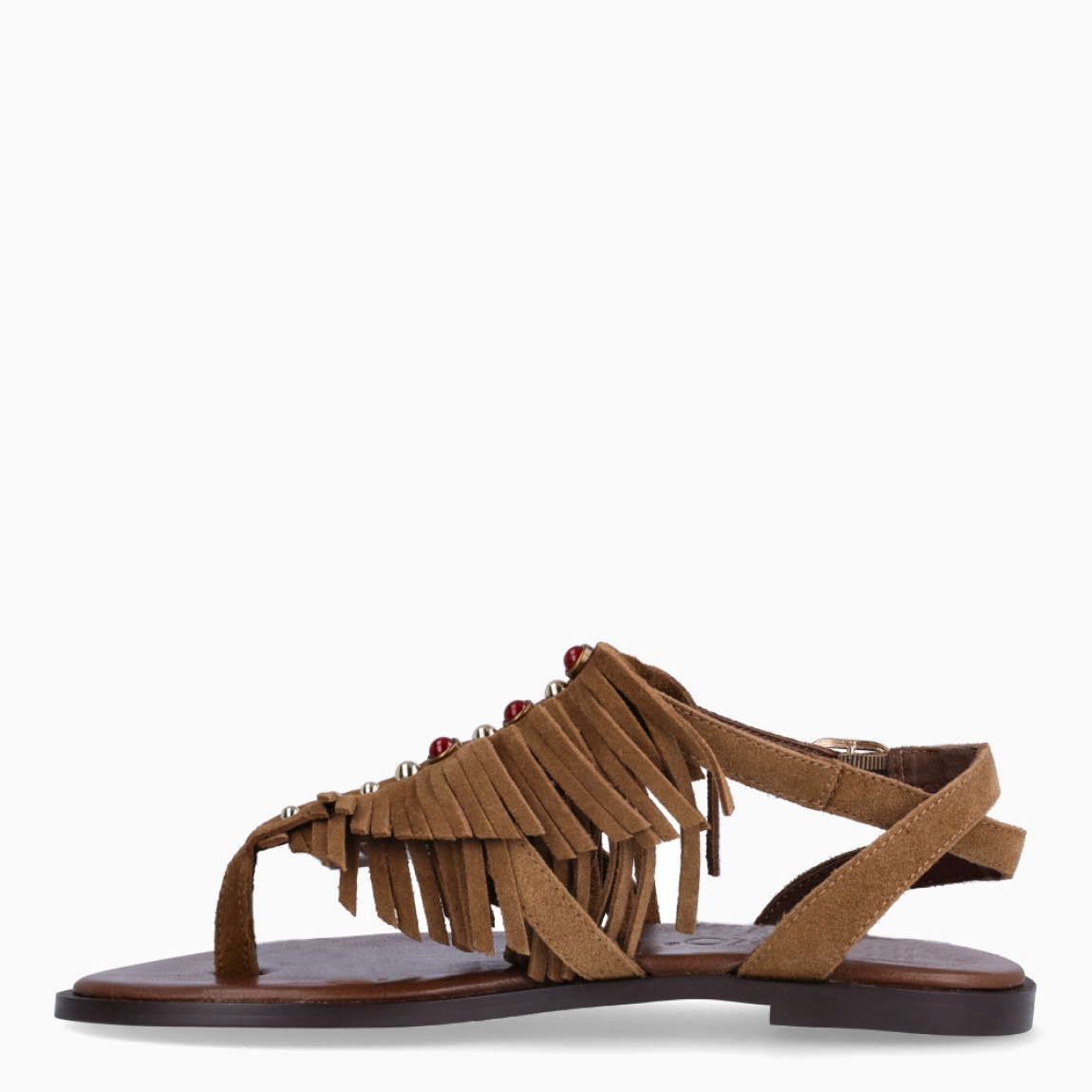 Sandalias esclavas de la marca INUOVO, modelo IVANNA. Elaboradas en piel color camel con flecos en pala y adornos de piedreía doradas incrustadas. Interior en piel color marrón. Cierre con hebilla en tobillo. Sandalias INUOVO IVANNA, complemento ideal para lucir tus looks con estilo y comodidad!