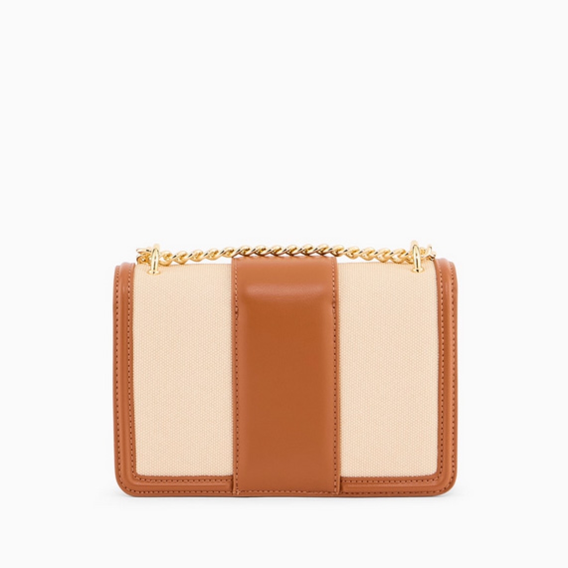 Bolso de la marca Armani Exchange, modelo ANAHÍ. Bolso bandolera en piel color cuero. Bolso compacto, con toque de lujo discreto. Este minibolso bandolera, encarna la elegancia sutil. Su forma compacta, definida por un intrigante patrón tejido, lo convierte en un accesorio sofisticado para la mujer moderna. Llévalo al hombro, cruzado o como bolso de mano. Un pequeño tesoro de estilo, perfecto para guardar lo esencial con elegancia. Bolso Armani Exchange ANAHÍ, ideal para llevarlo a todos lados! Medidas: alto 12cm y ancho 19cm.