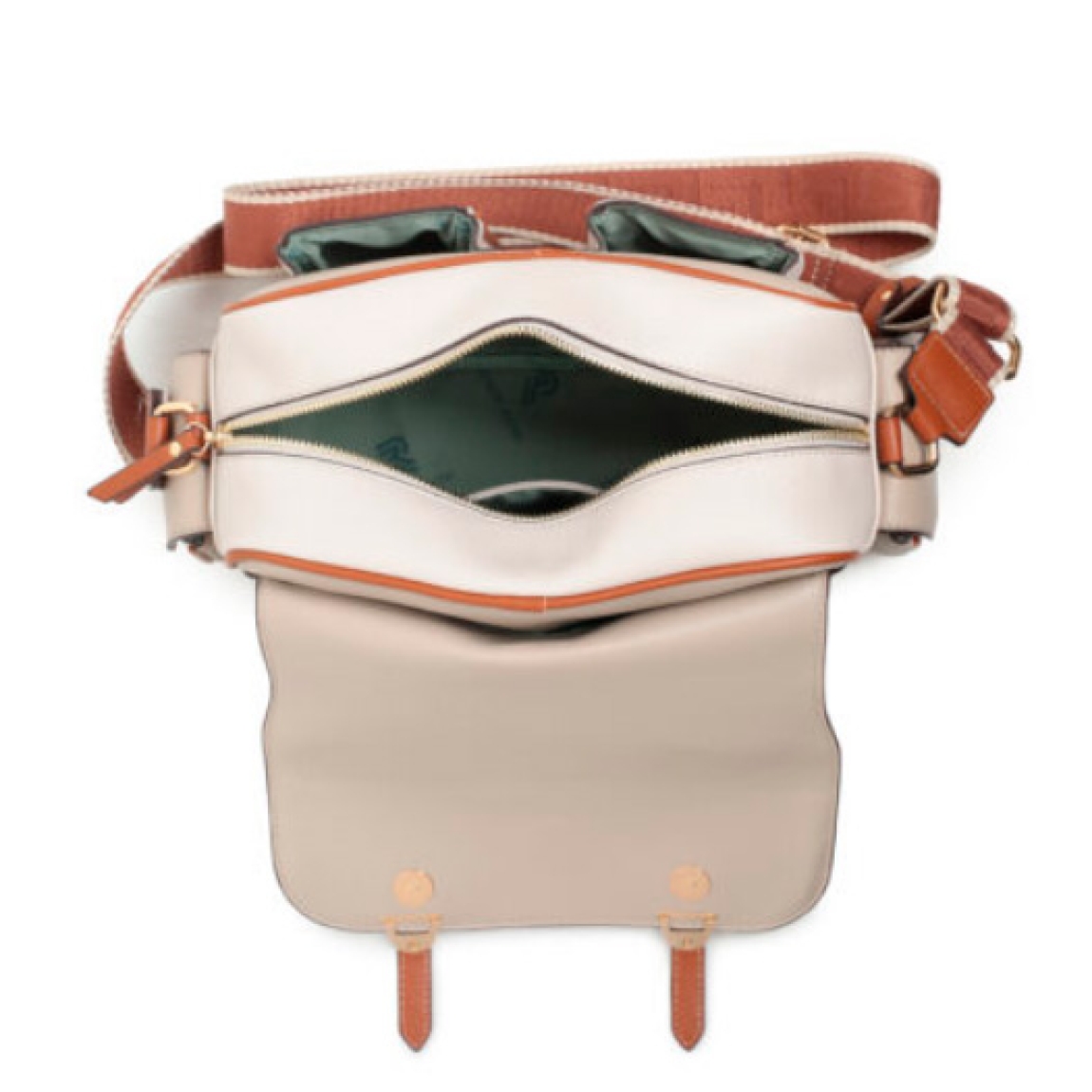 Bolso cross body de la marca Robert Pietri, modelo ALTEA. Bolso elaborado en pu color taupe combinado. Bolso Robert Pietri con asa de hombro y cruzar regulable , cierre con cremallera, solapa con cierre iman, 1 bolsillo interior y 4 bolsillos exteriores con cierre iman. Bolso Robert Pietri ALTEA, ideal para llevar a todos lados! Medidas: alto 17cm y ancho 25cm.
