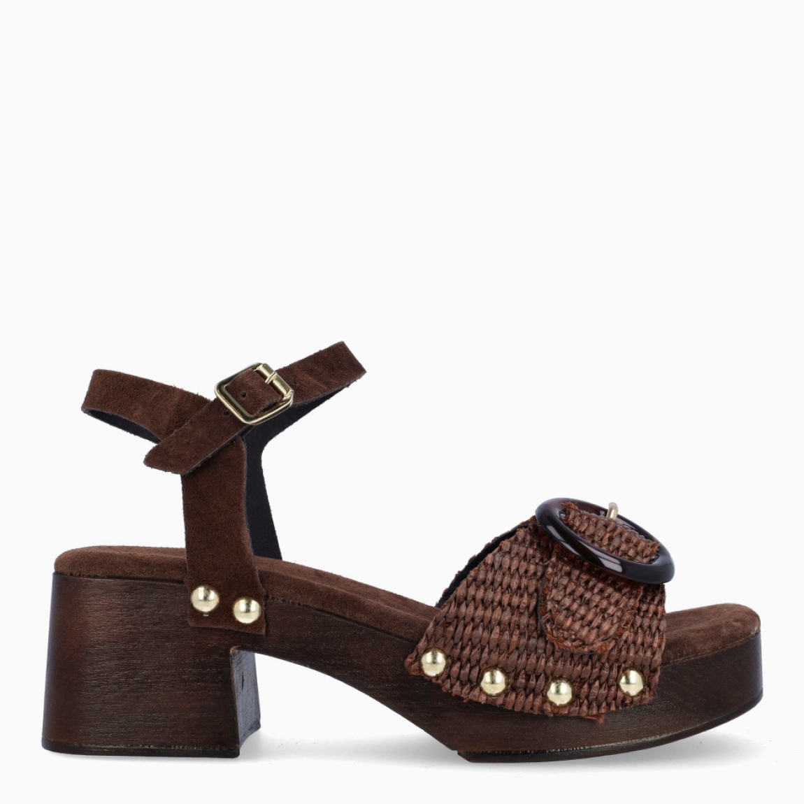Sandalias de la marca Itse, modelo BUDELLI. Elaboradas en rafia color marrón con detalle de hebilla en pala. Interior en ante color marrón. Cierre de sandalias Itse con hebilla en tobillo y suela con tacón de 5cm de altura. Estas sandalias Itse BUDELLI son ideales para ti en estilo y comodidad.