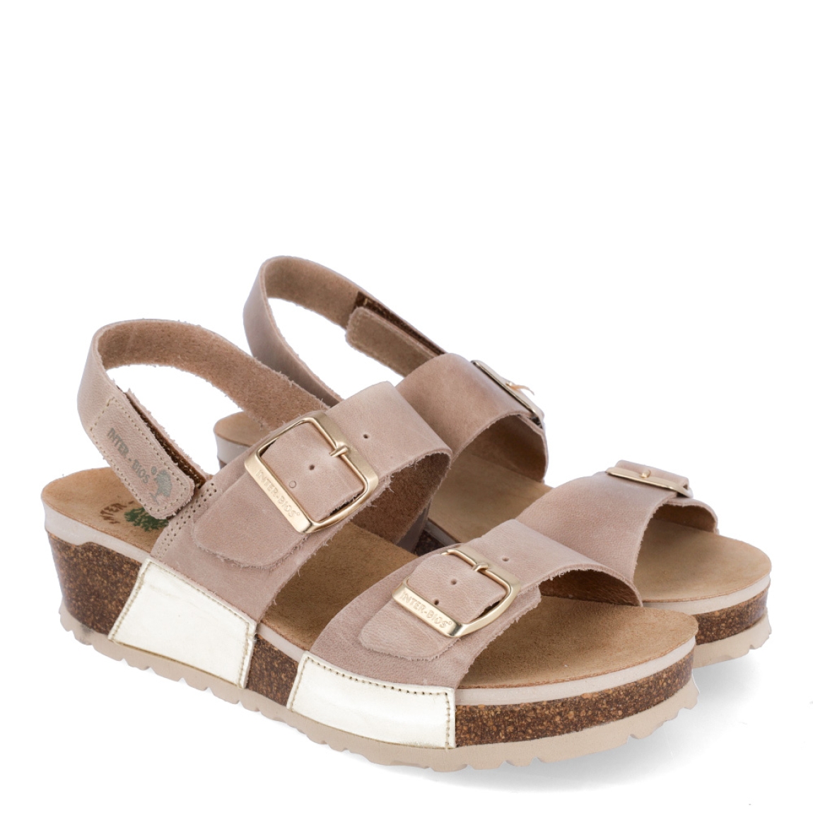 Sandalias de la marca Inter Bios, modelo LINA. Sandalias elaboradas en piel color taupe. Cierre de las sandalias con doble hebilla en pala y velcro en el talón. Sandalias con cuña de 5cm de altura. Estas sandalias Inter Bios es un esencial para tus looks de temporada, si deseas disfrurae de una comodidad máxima en tu día a día.