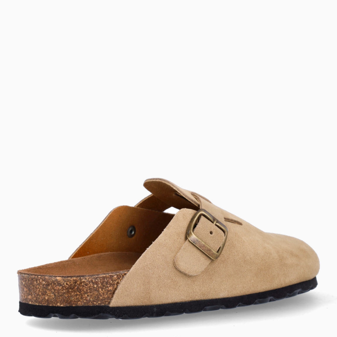Zuecos de la marca Itse, modelo BARKING. Zuecos elaborados en ante color taupe. Interior en corcho. Cierre de zuecos con hebilla en pala. Zuecos Itse BARKING, ideales para tu día a día esta temporada!