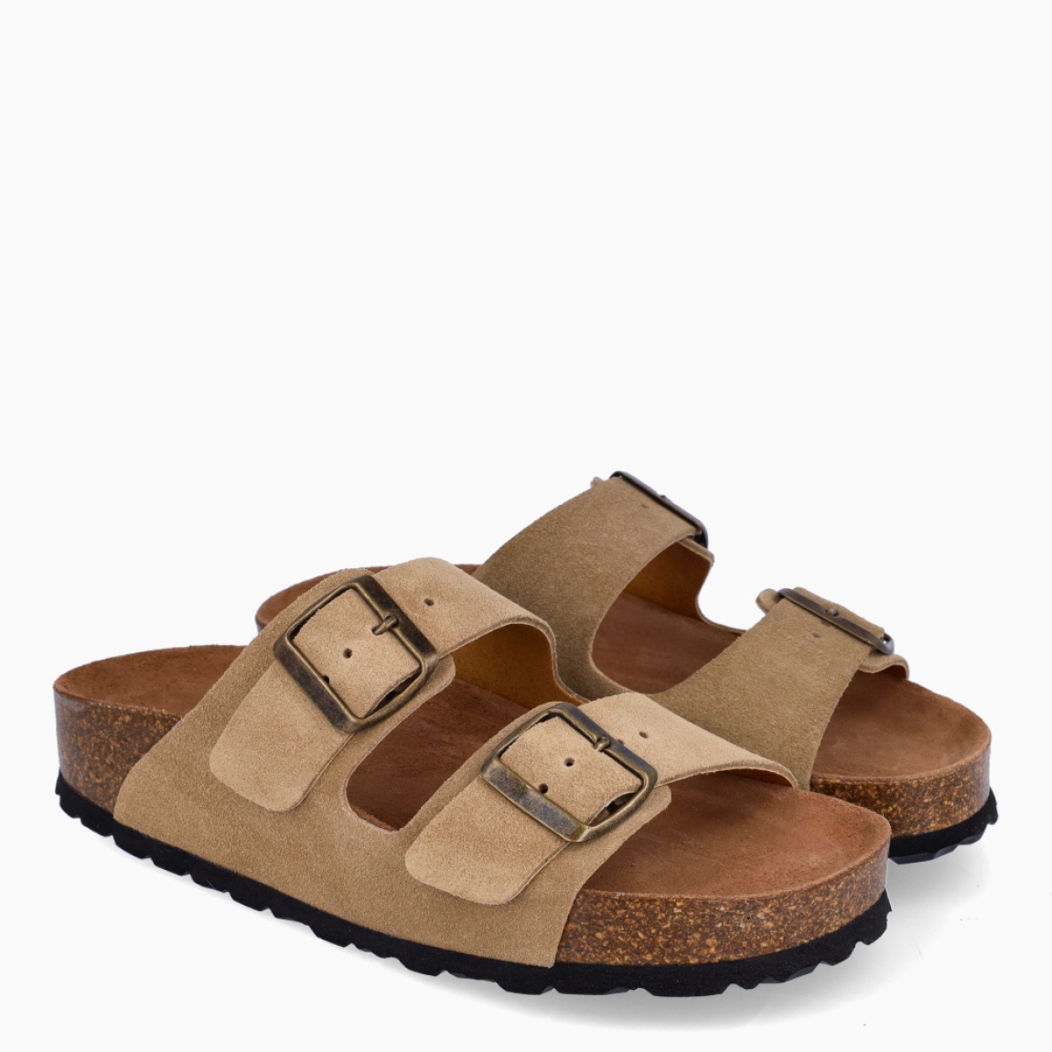 Sandalias Itse, modelo BASTILLE. Sandalias elaboradas en ante color taupe. Sandalias con cierre de doble hebilla en la pala. Interior en corcho. Suela plana. Sandalias Itse BASTILLE, ideal para llevar en tu día a día, con comodidad y frescura.
