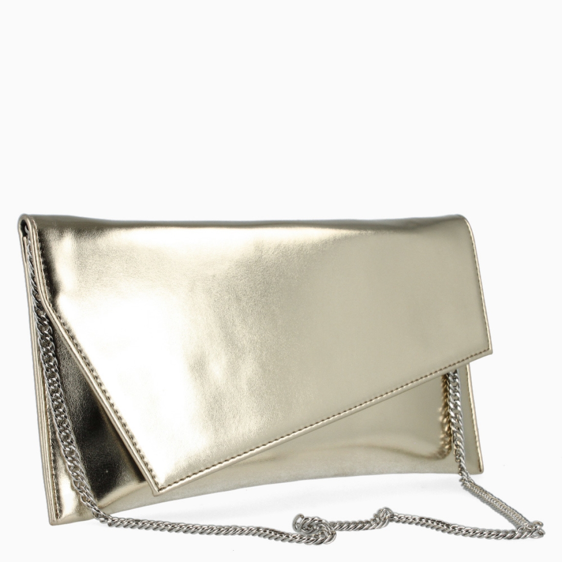Bolso para eventos de la marca Munné, modelo VEGA. Bolso tipo cartera en piel vegana color platino. Cierre del bolso con doble botón inmantado y asa de cadena. Medidas del bolso: alto 14cm y ancho 25cm, perfectas para llevar de mano y colgado cuando lo necesites. Este bolso de fiesta Munné VEGA es un clásico reinventado que te acompañará en tus eventos más especiales a juego con tus zapatos.