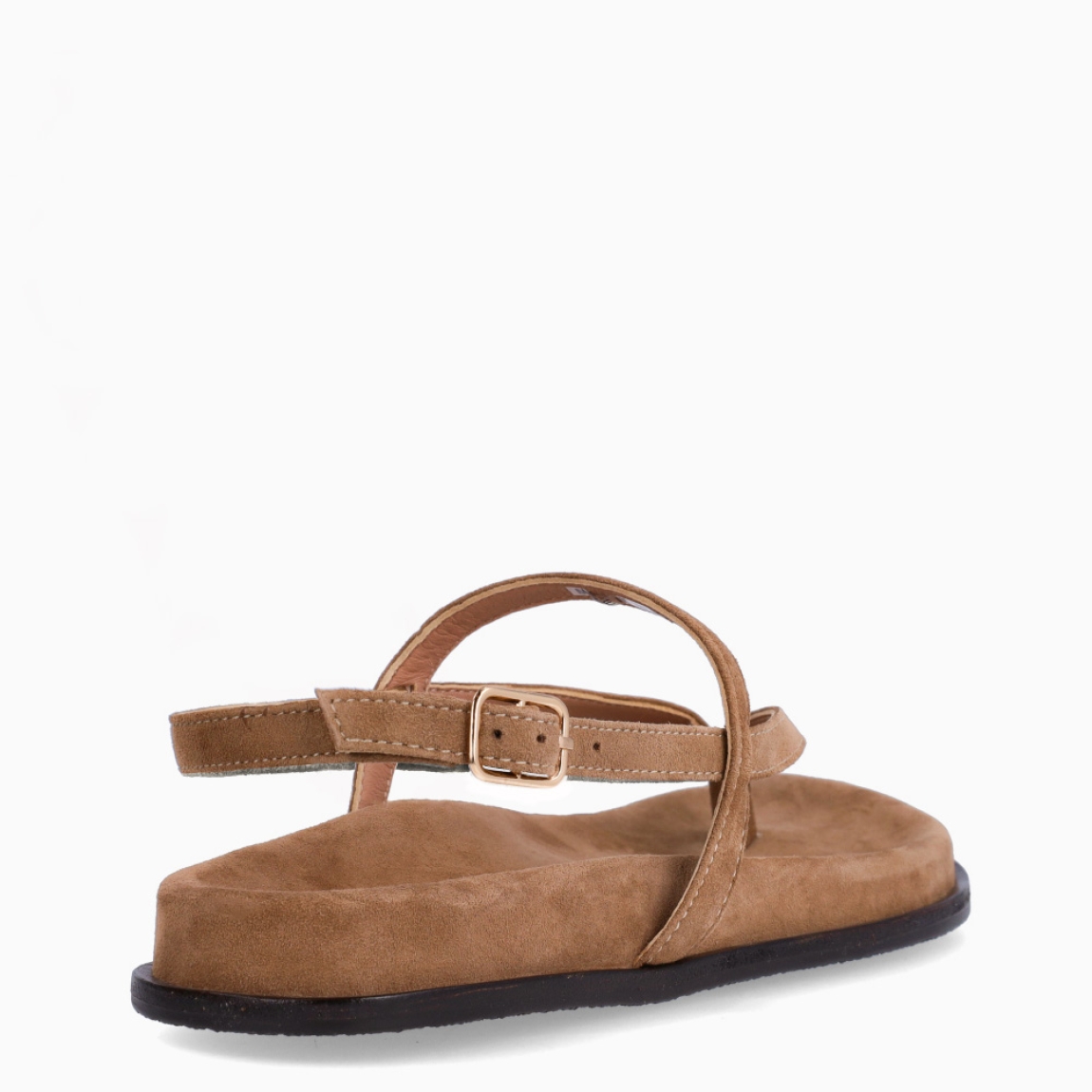 Sandalias de la marca Itse, modelo TINOS. Sandalias elaboradas en ante color camel con tiras cruzadas en pala. Sandalias con cierre de hebilla. Sandalias Itse, con suela plana para máxima comodidad. Sandalias Itse TINOS, ideales para llevarlas todos los días!