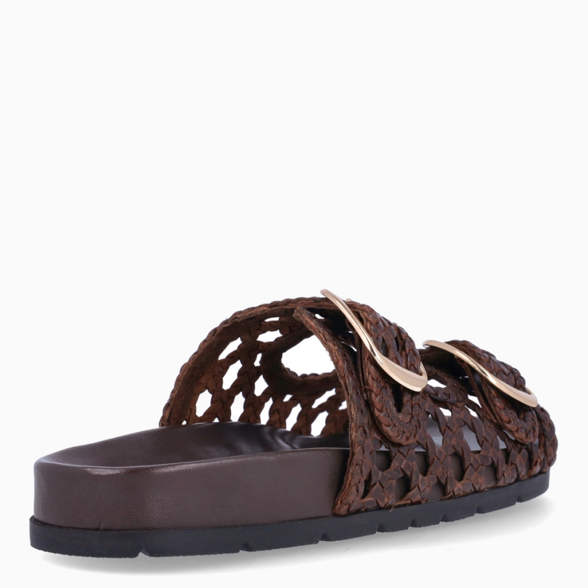Sandalias de la marca Itse, modelo RODAS. Sandalias elaboradas en piel trenzada color marrón oscuro con doble tiras con hebilla en la pala. Suela plana y cómoda. Sandalias Itse RODAS, un complemento, ideal para llevarlo todos los días!