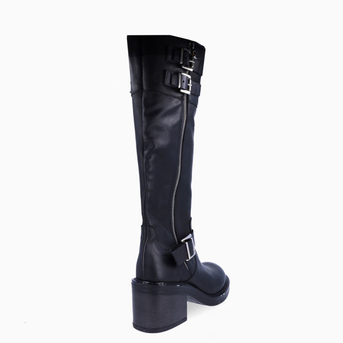 Botas altas de la marca Itse, modelo TOLOSE. Botas elaboradas en piel color negro oscuro tres hebillas en exterior. Botas con cierre a cremallera y con una punta redonda. Botas Itse con tacón de 4cm de altura, que da una comodidad en cada paso. Botas Itse TOLOSE con un estilo moderno y contemporáneo, perfecto para usarlo con diferentes looks.
