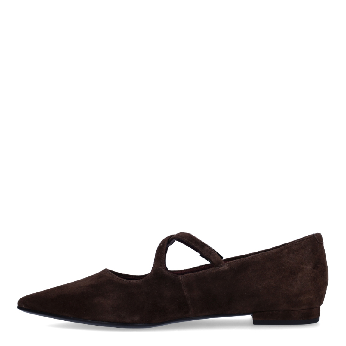 Zapatos estilo merceditas planas de la marca Tamaris, modelo POINTY. Confeccionadas en suave piel de ante en un cálido tono marrón chocolate, destacan por su estilizada puntera fina y su diseño de tiras cruzadas sobre el empeine. Cuentan con cierre de hebilla metálica ajustable y una plantilla acolchada de muy alta comodidad que amortigua cada paso. Su suela de goma flexible con tacón plano de 1 cm garantiza un agarre seguro y máximo confort durante todo el día. Ideales para looks de oficina, combinadas con pantalones de vestir, vestidos fluidos o tejanos anchos. ¡El básico perfecto para tus estilismos diarios y profesionales!