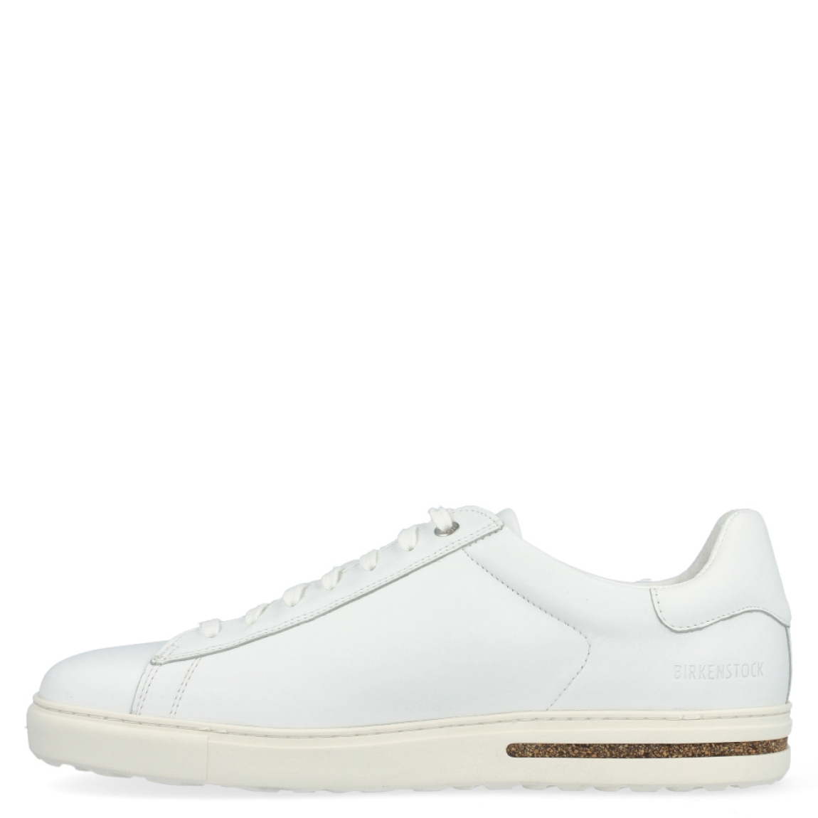 Deportiva de la marca Birkenstock, modelo Bend Low. Exterior de la deportiva de piel de color blanco. Interior de la deportiva de piel de color blanco. Cierre de la deportiva con cordones blancos. Suela de goma de caucho natural. Deportiva con plantilla de corcho y látex de forma anatómica, que se adapta perfectamente al pie. Deportiva con plantilla extraíble. La deportiva Bend Low de Birkenstock es una deportiva sencilla y versátil.