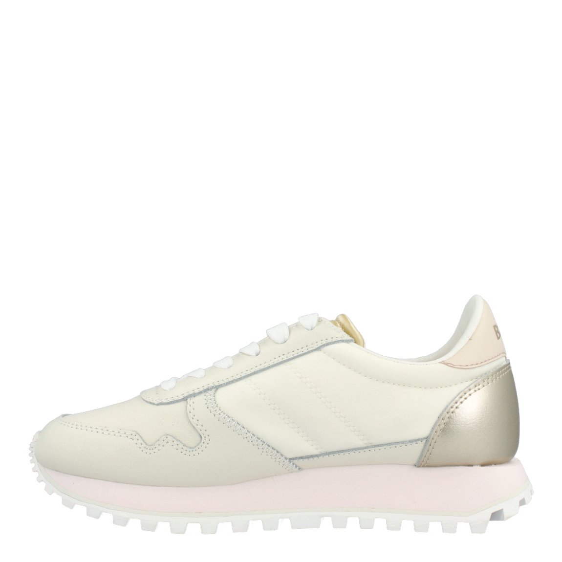 Deportiva de la marca Blauer, modelo MILLEN 02. Exterior de la deportiva en ecopiel color beig, con detalle en dorado en la parte del talón. Interior de la deportiva en ecopiel color beig. Cierre de las deportivas con cordones. Depotivas con plataforma de color rosa pastel de 3cm de altura con estilo dentado. Estas deportivas Blauer, modelo MILLEN 02 tienen la comodidad y colores perfectos para lucir un estilo único en tu día a día!