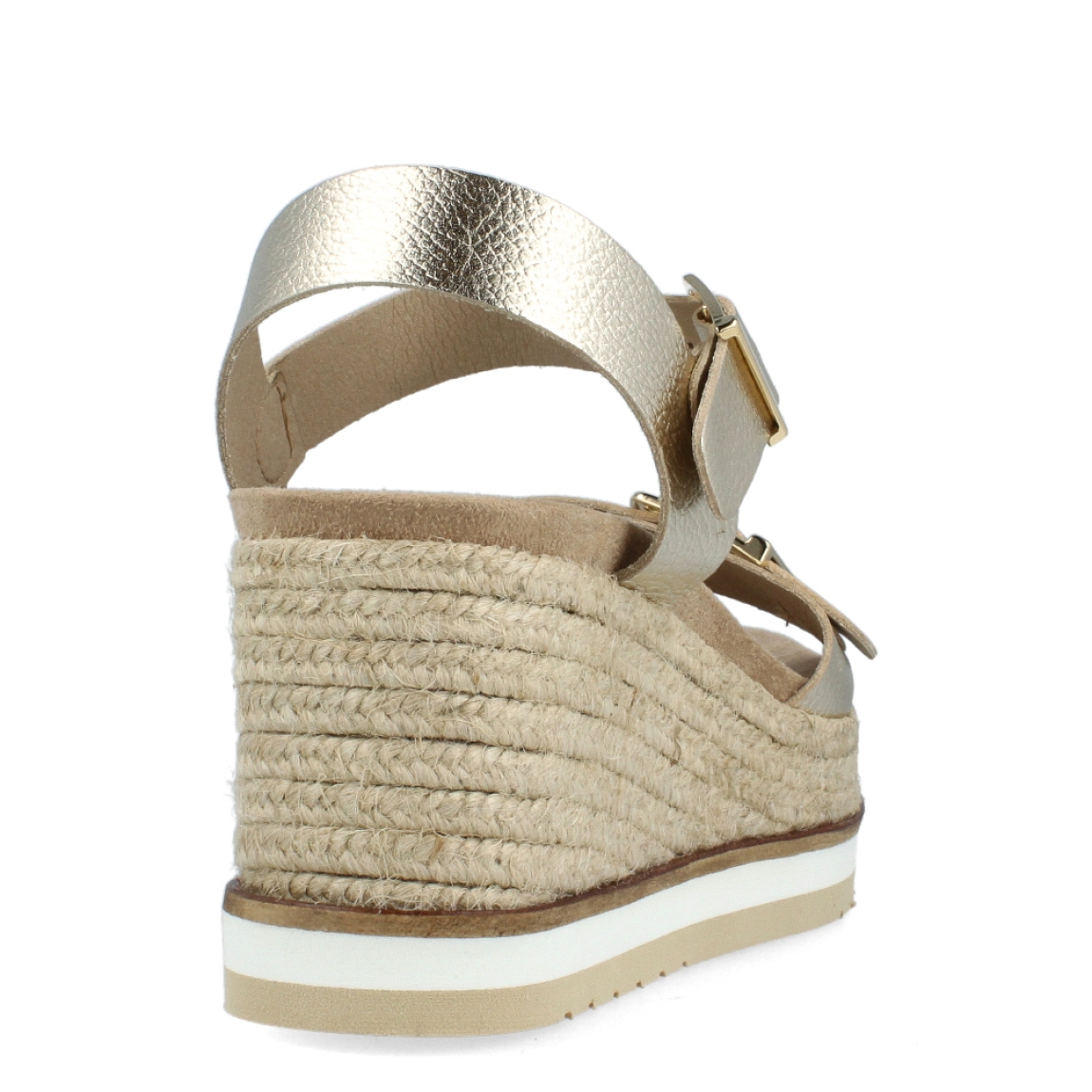 Sandalias de la marca Itse, modelo AZUCENA. Exterior de las sandalias en piel color platino. Interior de las sandalias en ante color camel. Cierre de las sandalias Itse con doble hebilla, en la pala y el tobillo. Sandalias con cuña de 7cm de altura con detalle de rafia trenzada. Estas sandalias Itse AZUCENA, son unas clásicas para esta temporada, podrás lucirlas con estilo y la máxima comodidad posible.