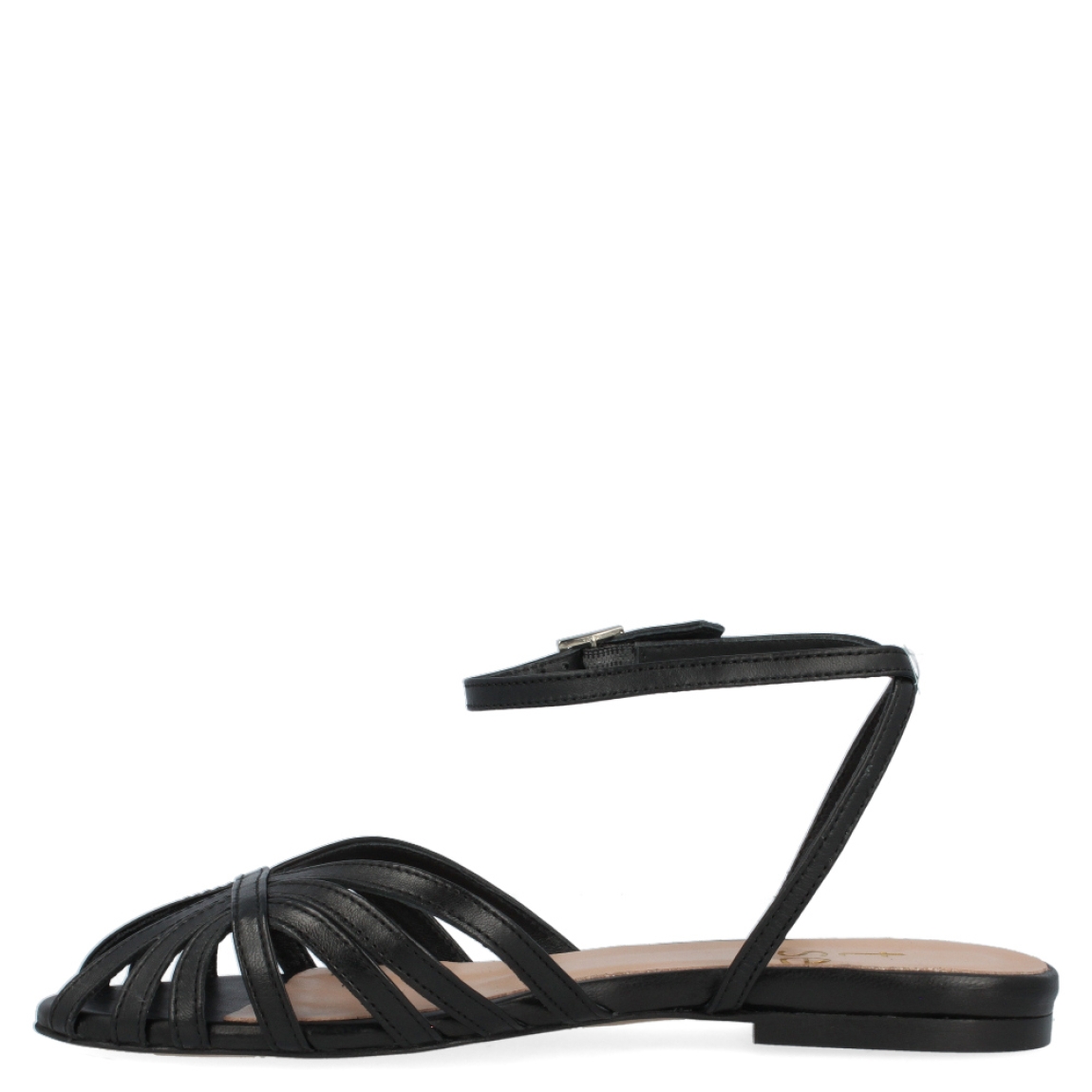 Sandalia dorada de la marca Itse, modelo Siara. Exterior de la sandalia de piel de color negro. Interior de la sandalia de piel de color negro y nude. Sandalia con plantilla acolchada para garantizar el máximo confort posible. Sandalia plana. La sandalia plana de Itse, modelo Siara, es una sandalia versátil y cómoda, perfecta para tus eventos. ¡Queda bien con todo!