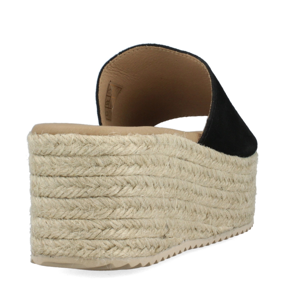 Chanclas de la marca Itse, modelo CHENAI. Exterior de las chanclas en ante color negro. Interior de las chanclas en piel color nude. Chanclas Itse con plataforma de 5cm de altura. Estas chanclas Itse CHENAI son unas clásicas para esta temporada, podrás combinarlas con todos looks desde una comodidad única.